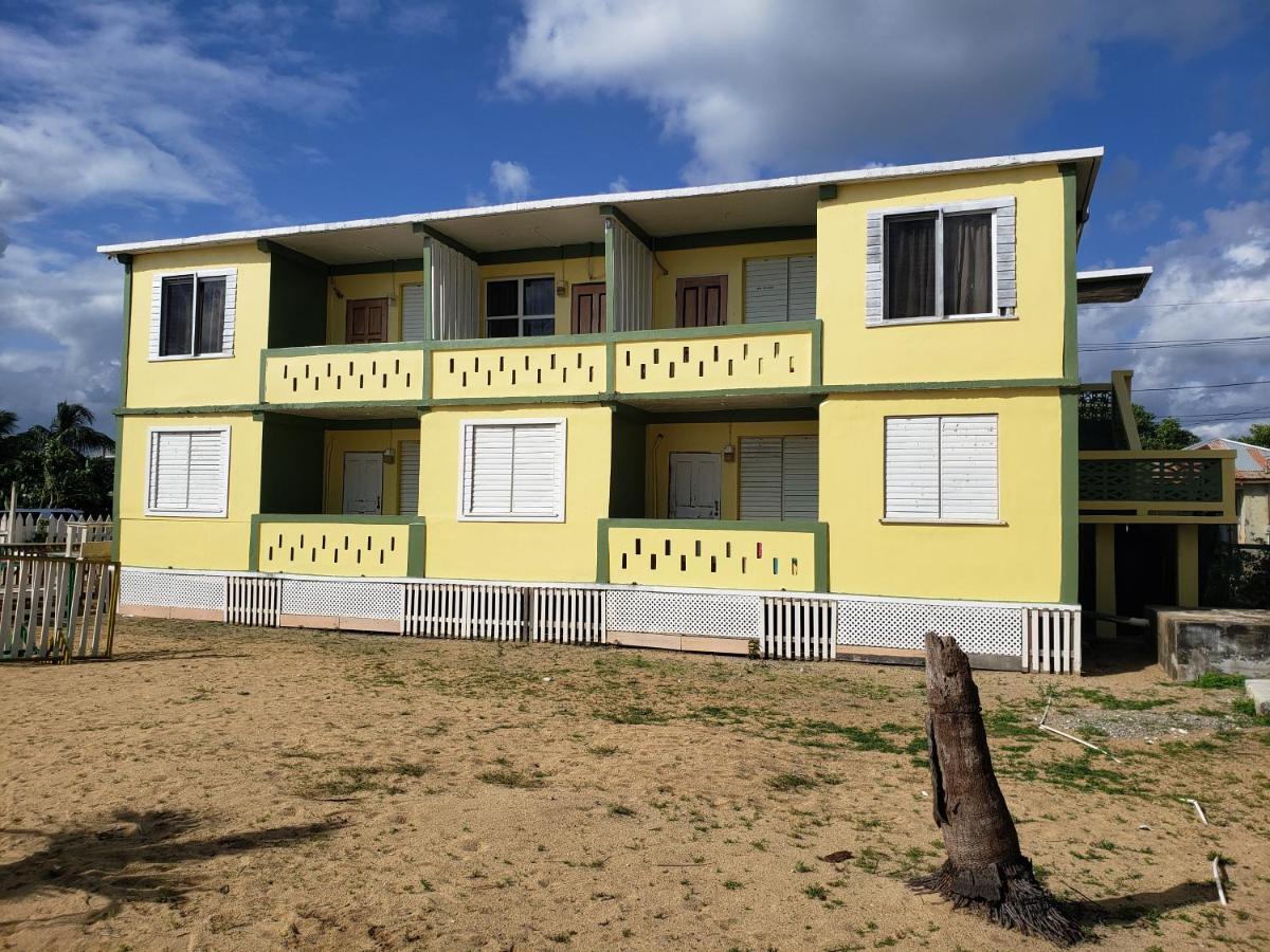 Pal'S On The Beach - Dangriga, Belize Экстерьер фото